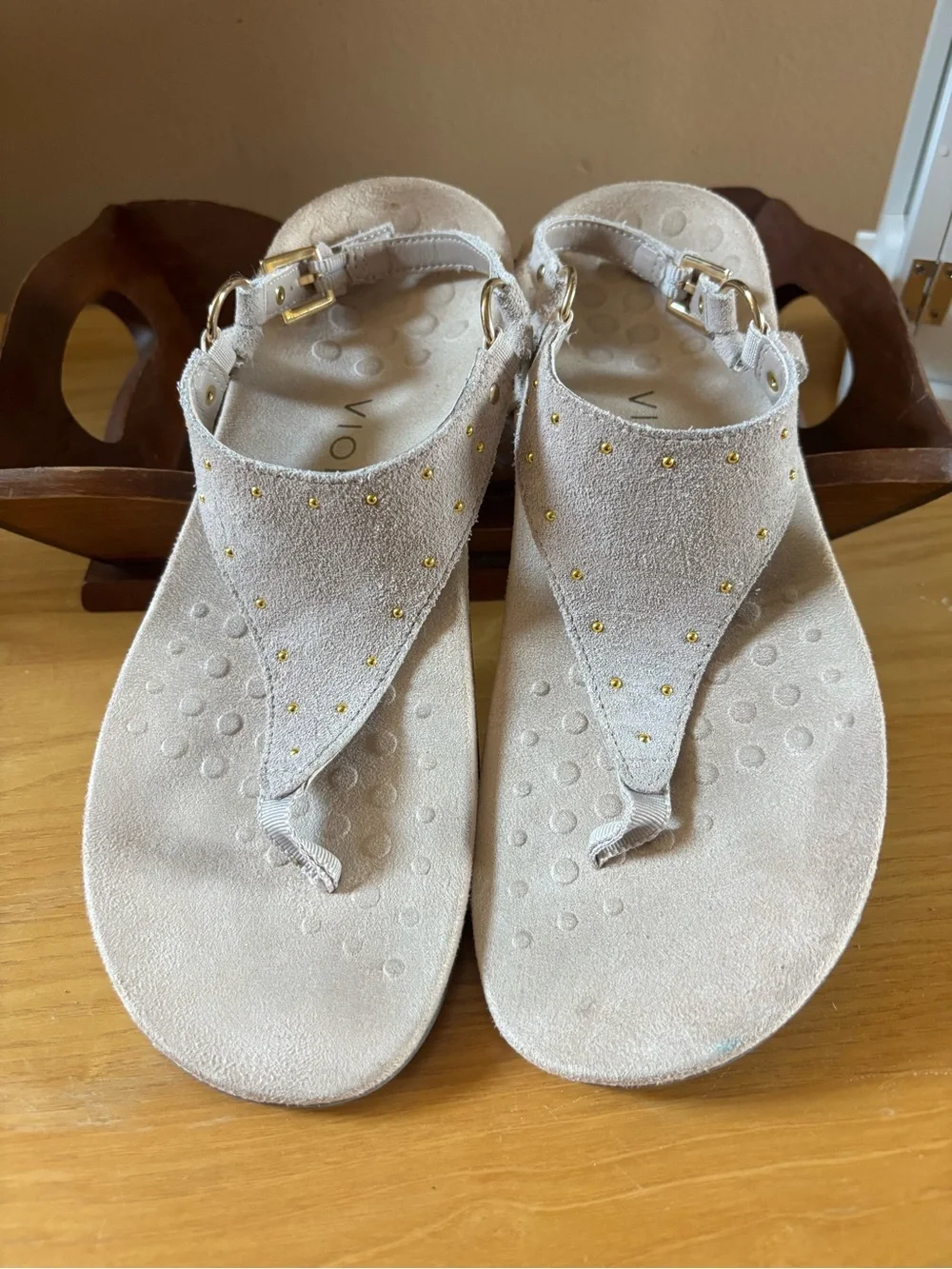 Vionic Taupe Suede Thong Sandals with Gold Studs